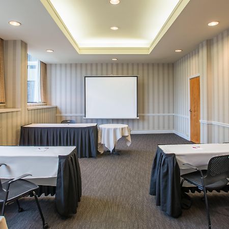 Holiday Inn & Suites Pittsfield-Berkshires By Ihg Dış mekan fotoğraf