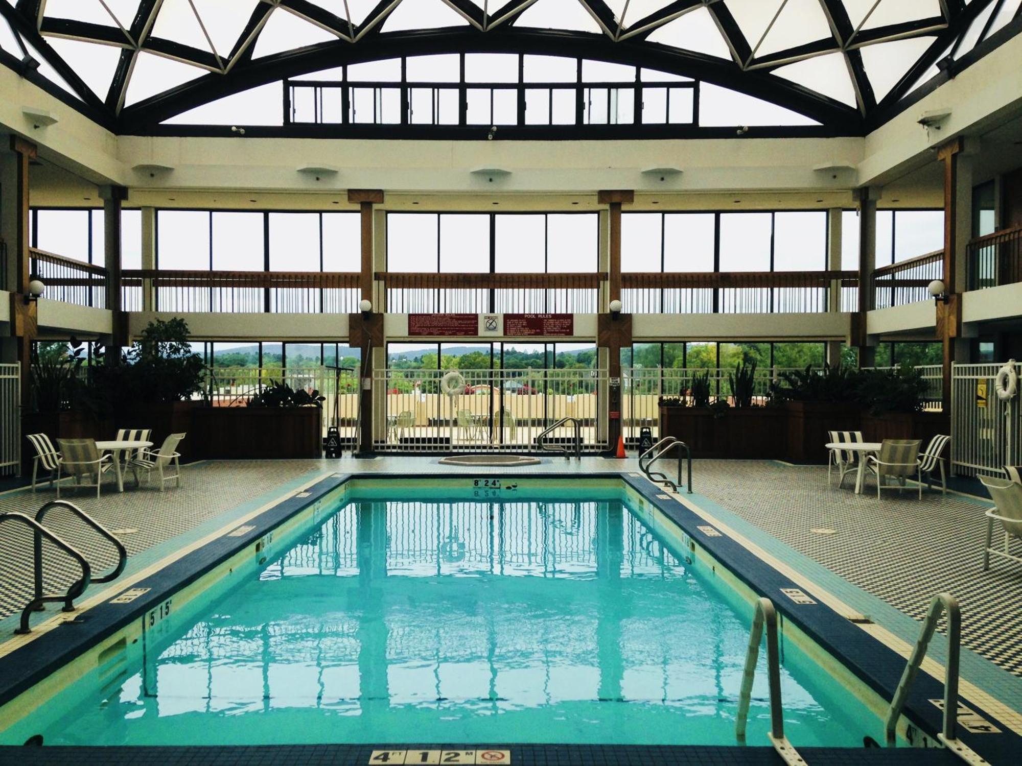 Holiday Inn & Suites Pittsfield-Berkshires By Ihg Dış mekan fotoğraf